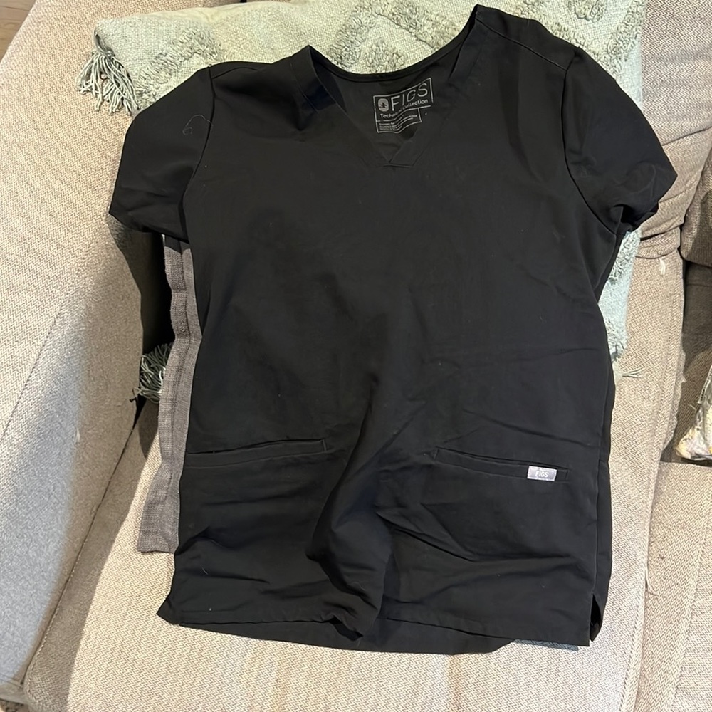 FIGS Scrub Top